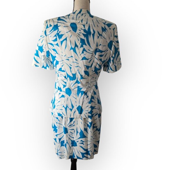 Laurel by ESCADA White Blue Floral Print Short Sleeve Jacket Pencil Skirt 10 NWT - Picture 4 of 11